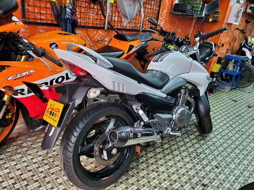  SUZUKI GW250 INAZUMA (GSR250) 新車 2014年 - 「Webike摩托車市」