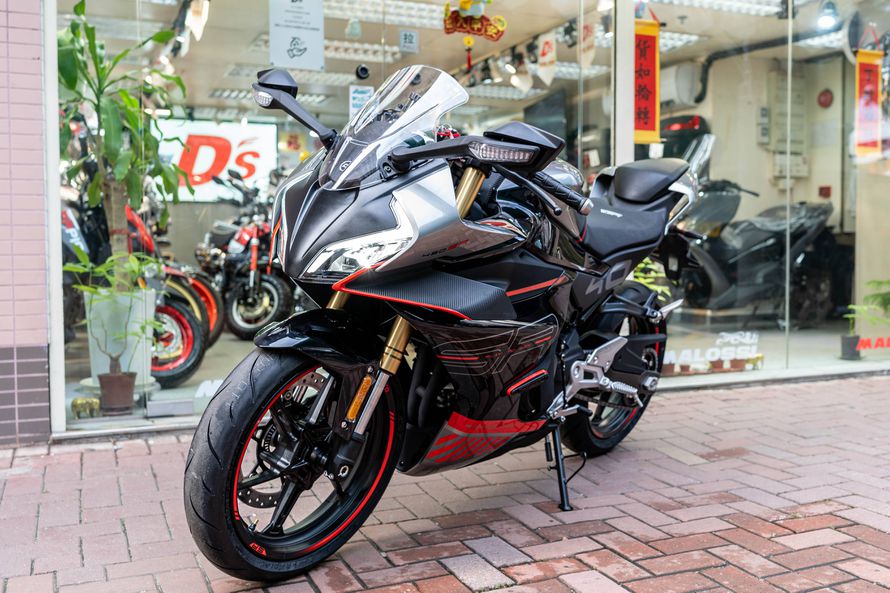 【DS MOTO】 CFMOTO 春風 450SR 新車 2022年 - 「Webike摩托車市」